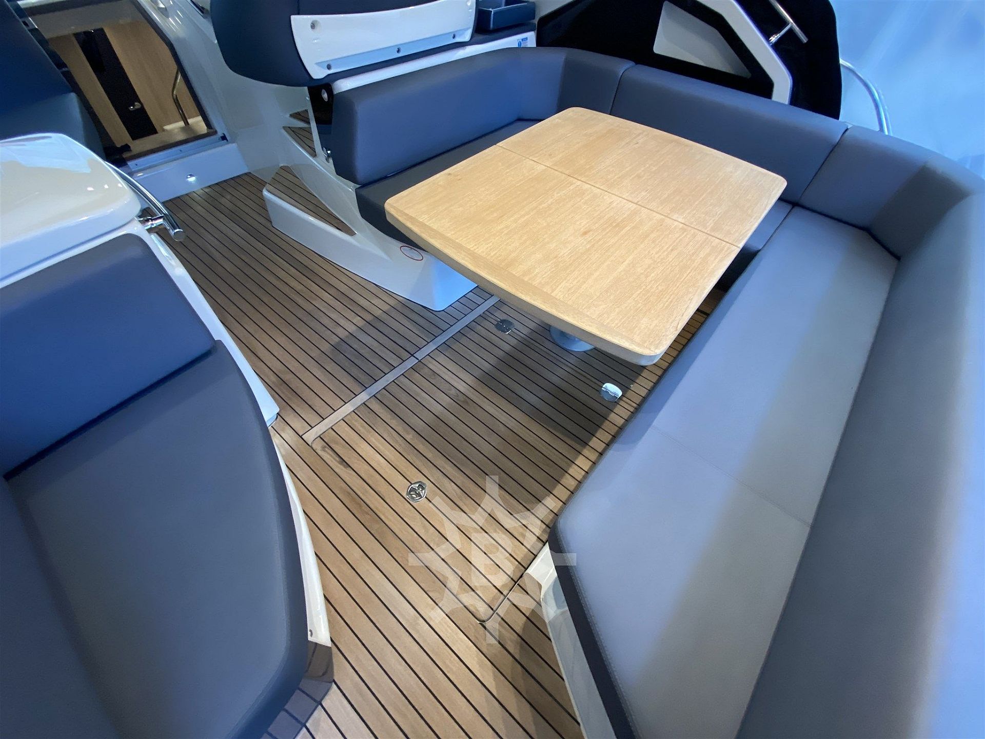 Cranchi M44 HT - 2015 - for sale: 349000.-EUR