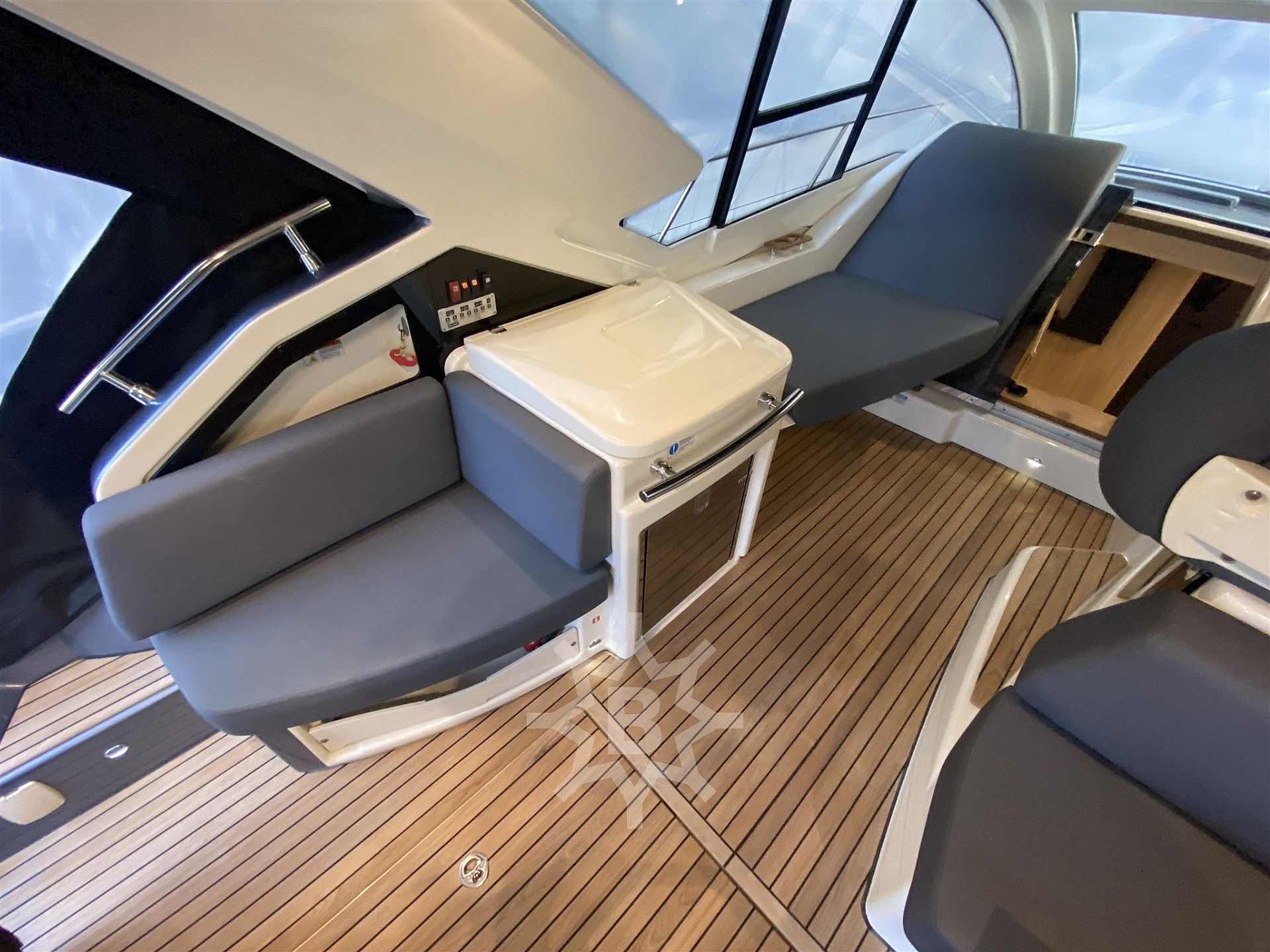 Cranchi M44 HT - 2015 - for sale: 349000.-EUR