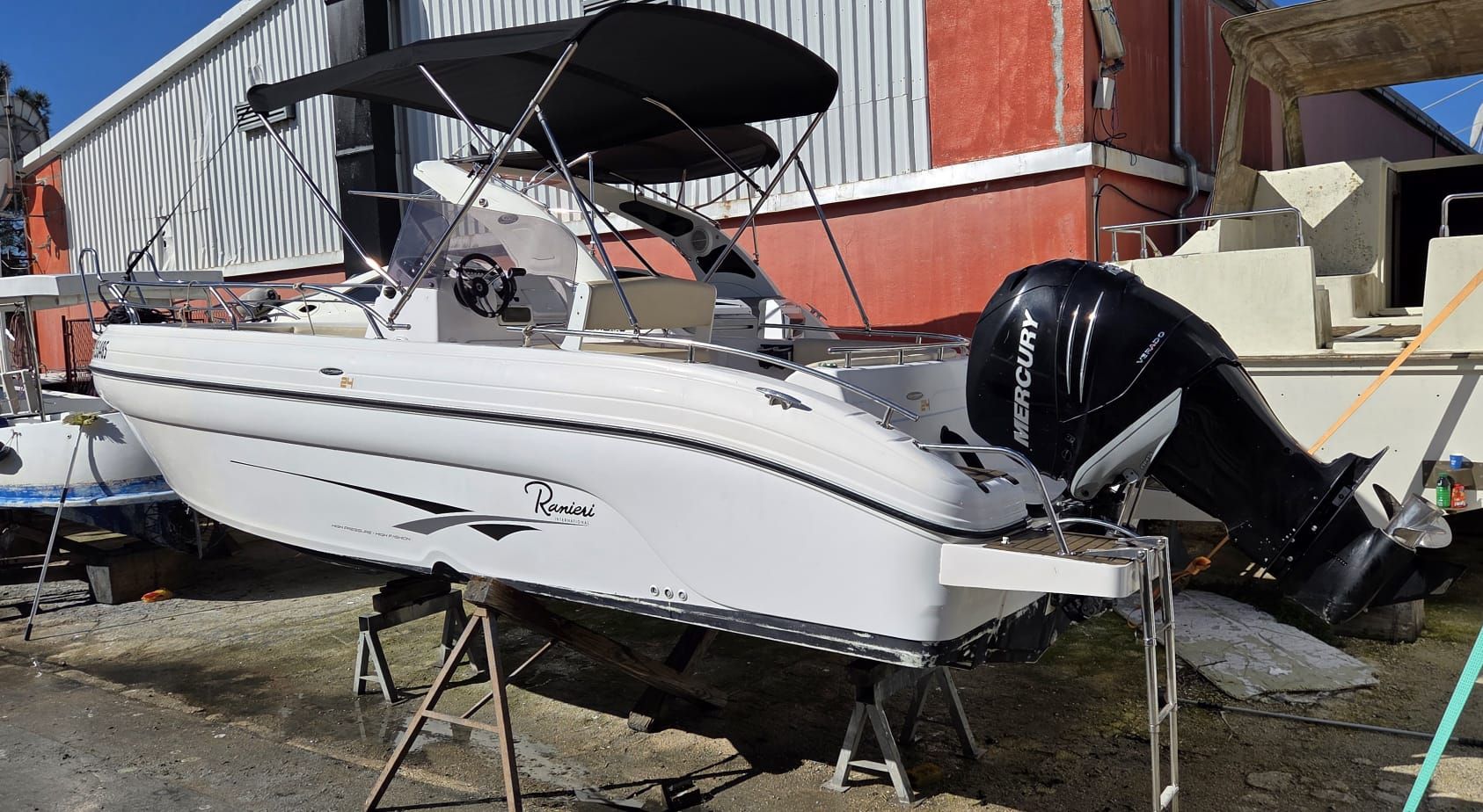 Ranieri 24 Voyager - 2017 - for sale: 36900.-EUR
