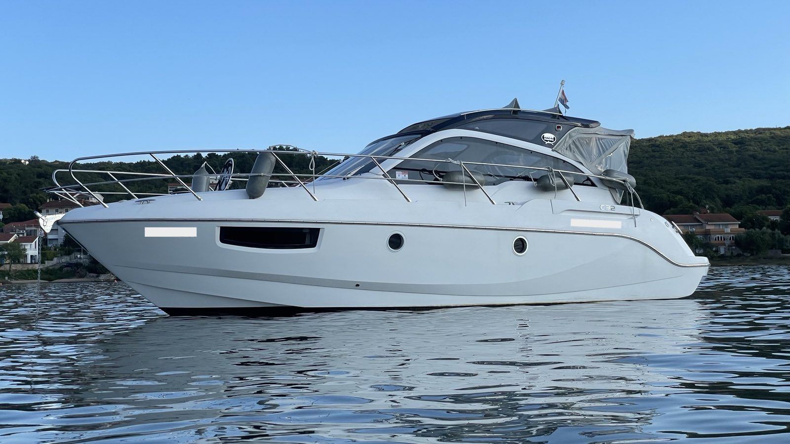 Sessa Marine C32 - 2012