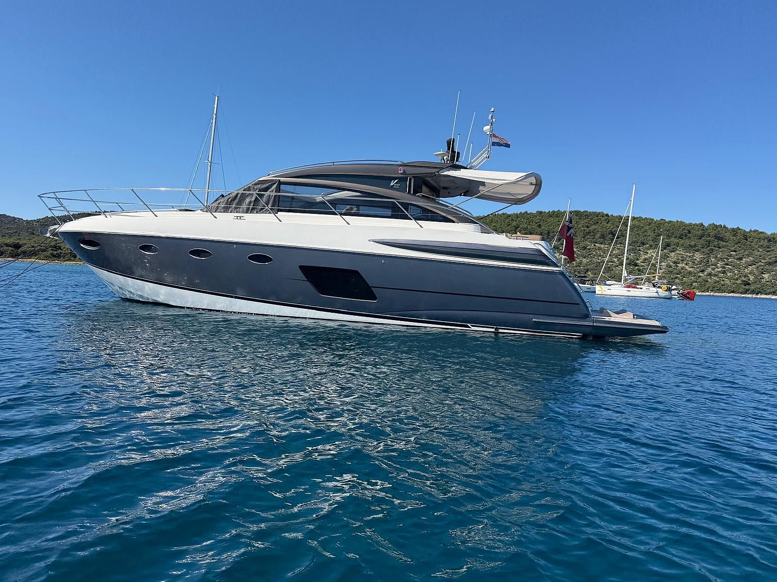 Princess V52 - 2013