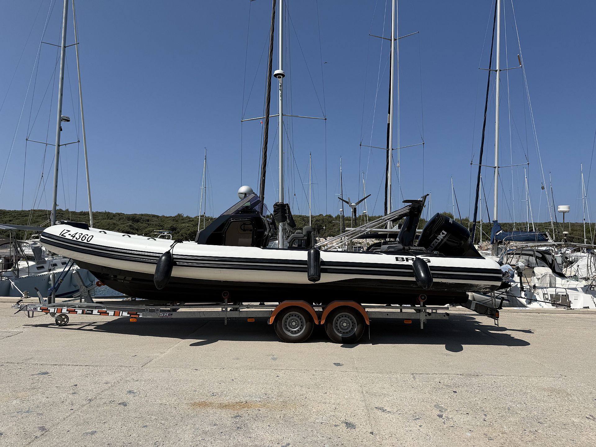 Brig Eagle 8   SUZUKI 300... - 2021 - for sale: 69990.-EUR