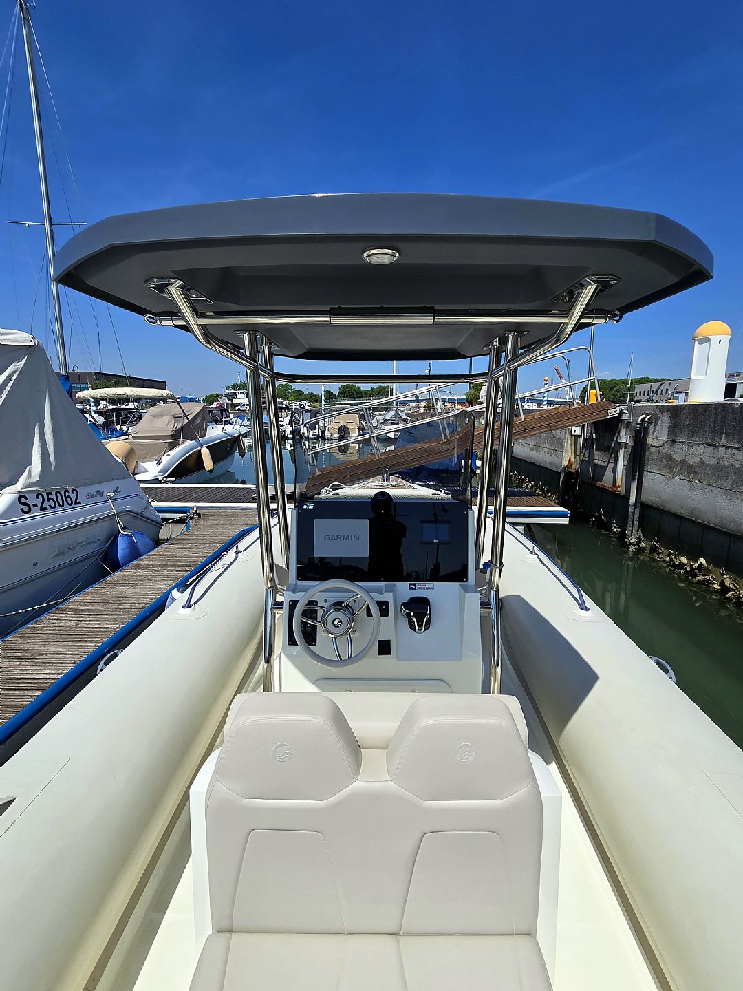 Capelli Tempest 750 Luxe - 2024