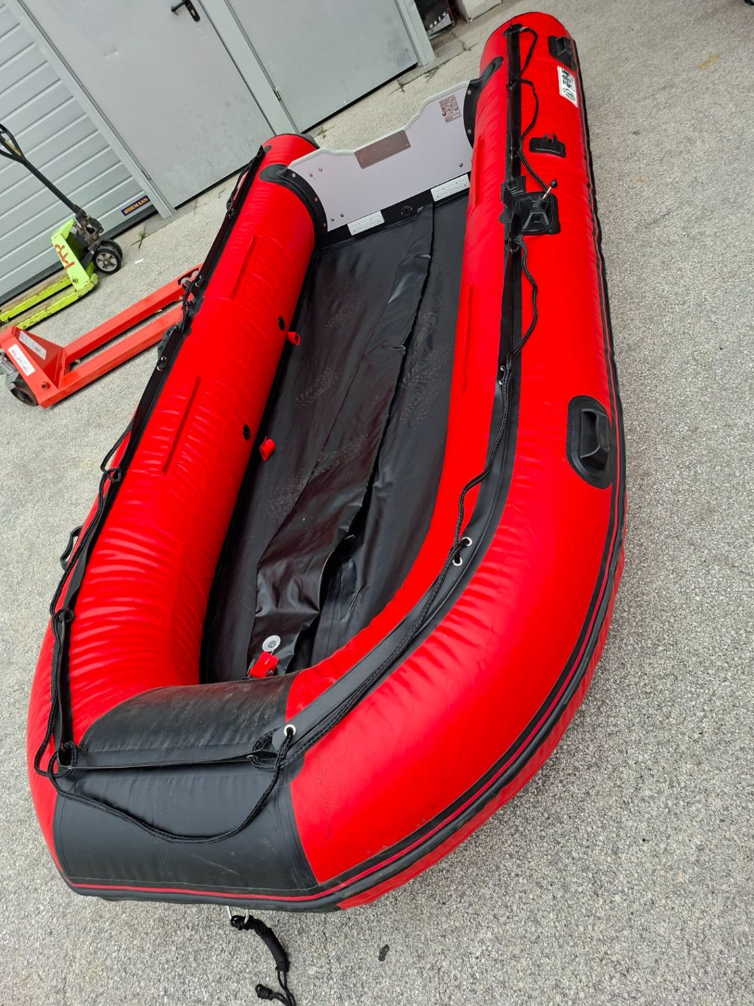 HE LU SI BOAT 430 - 2025