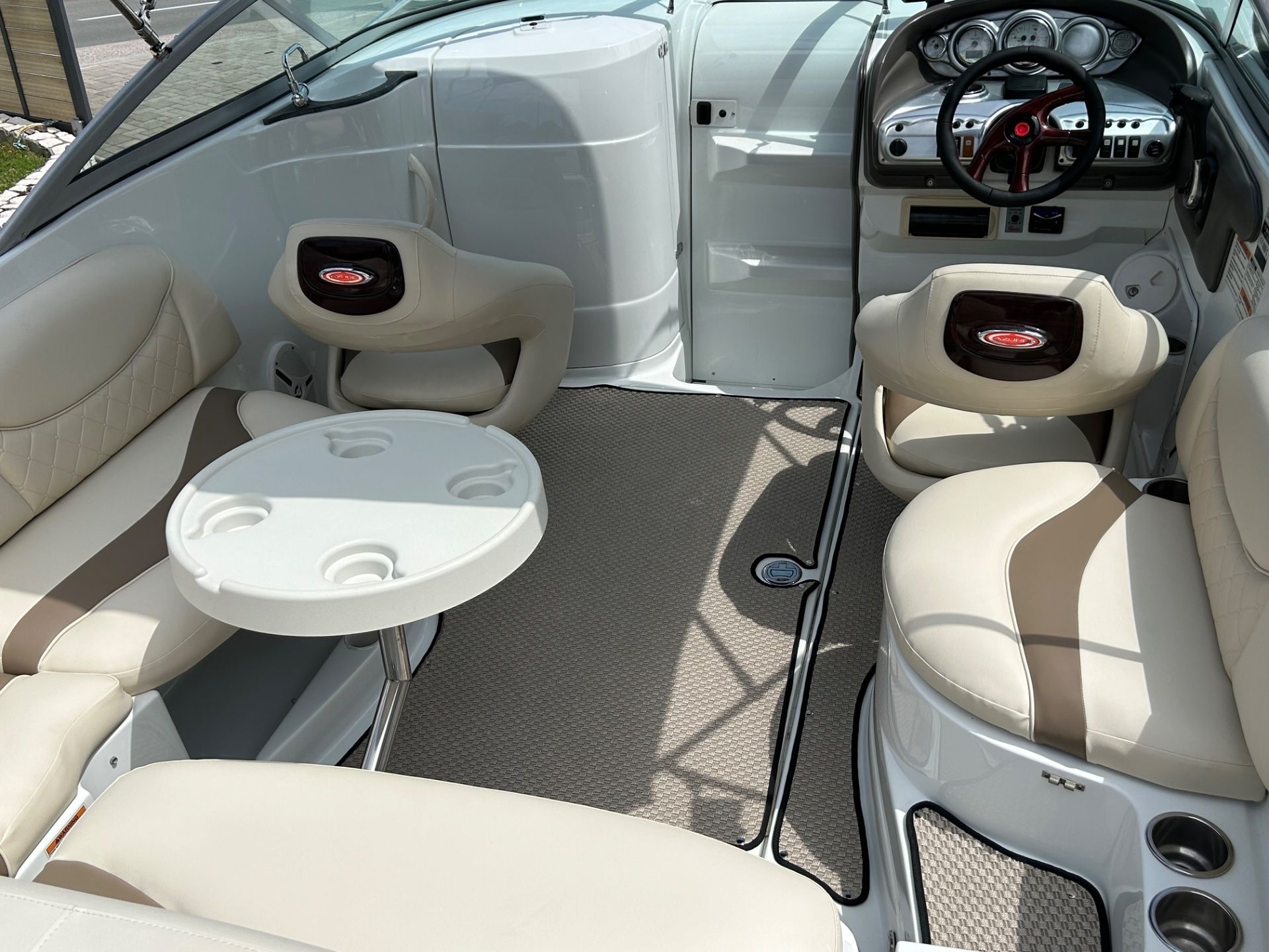 Cruiser Yachts Azure 279 - 2009 - for sale: 60000.-EUR