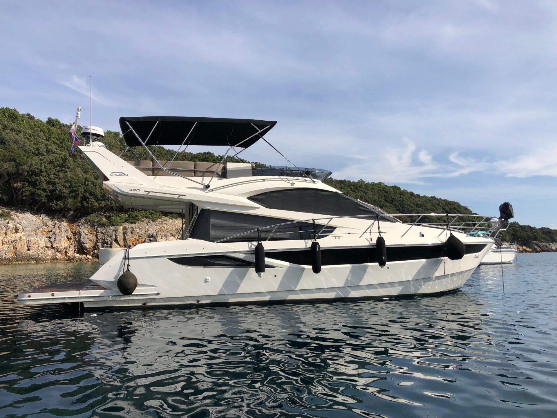 Galeon 420 Fly - 2013 - for sale: 340000.-EUR