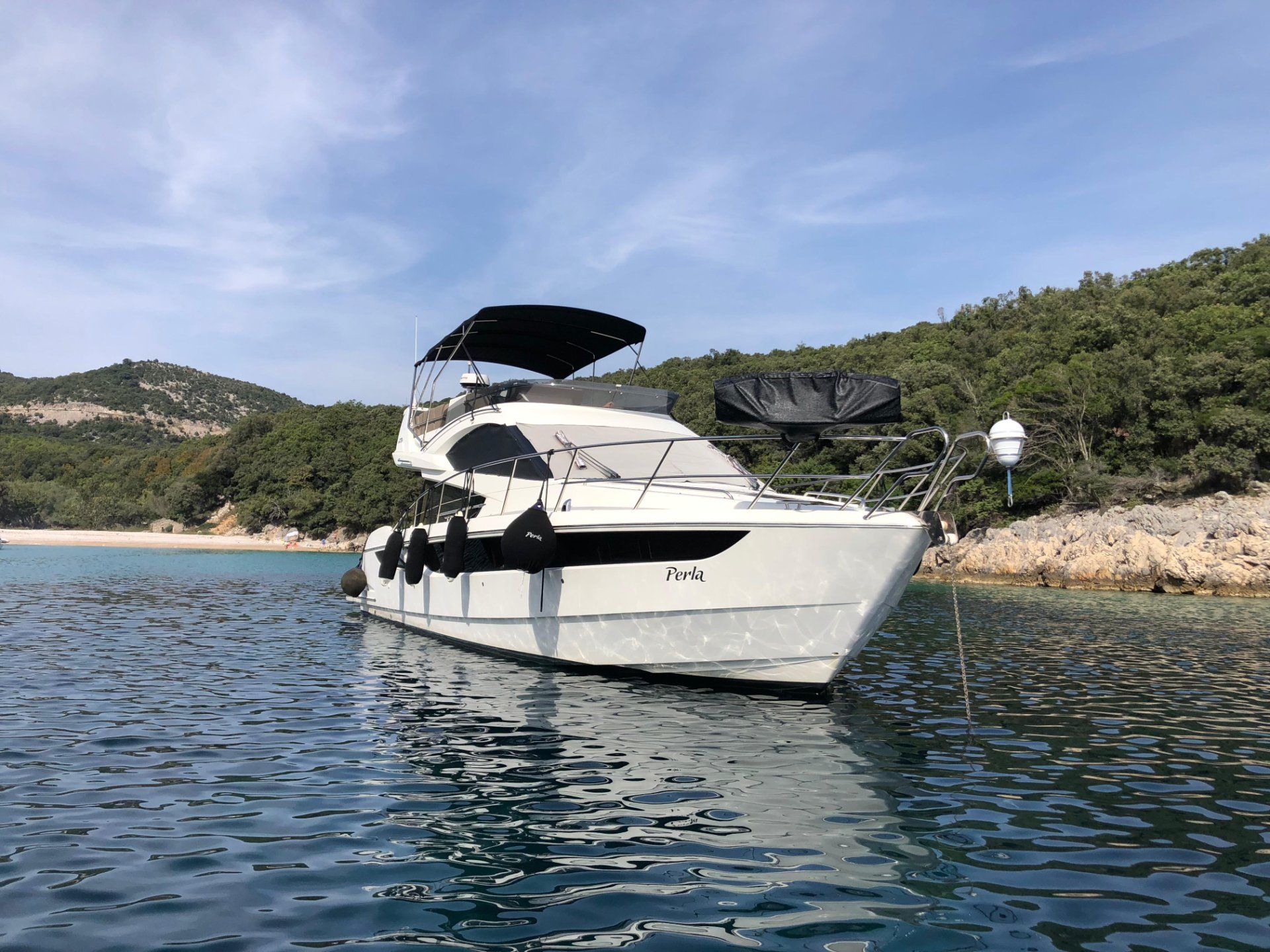 Galeon 420 Fly - 2013 - for sale: 340000.-EUR