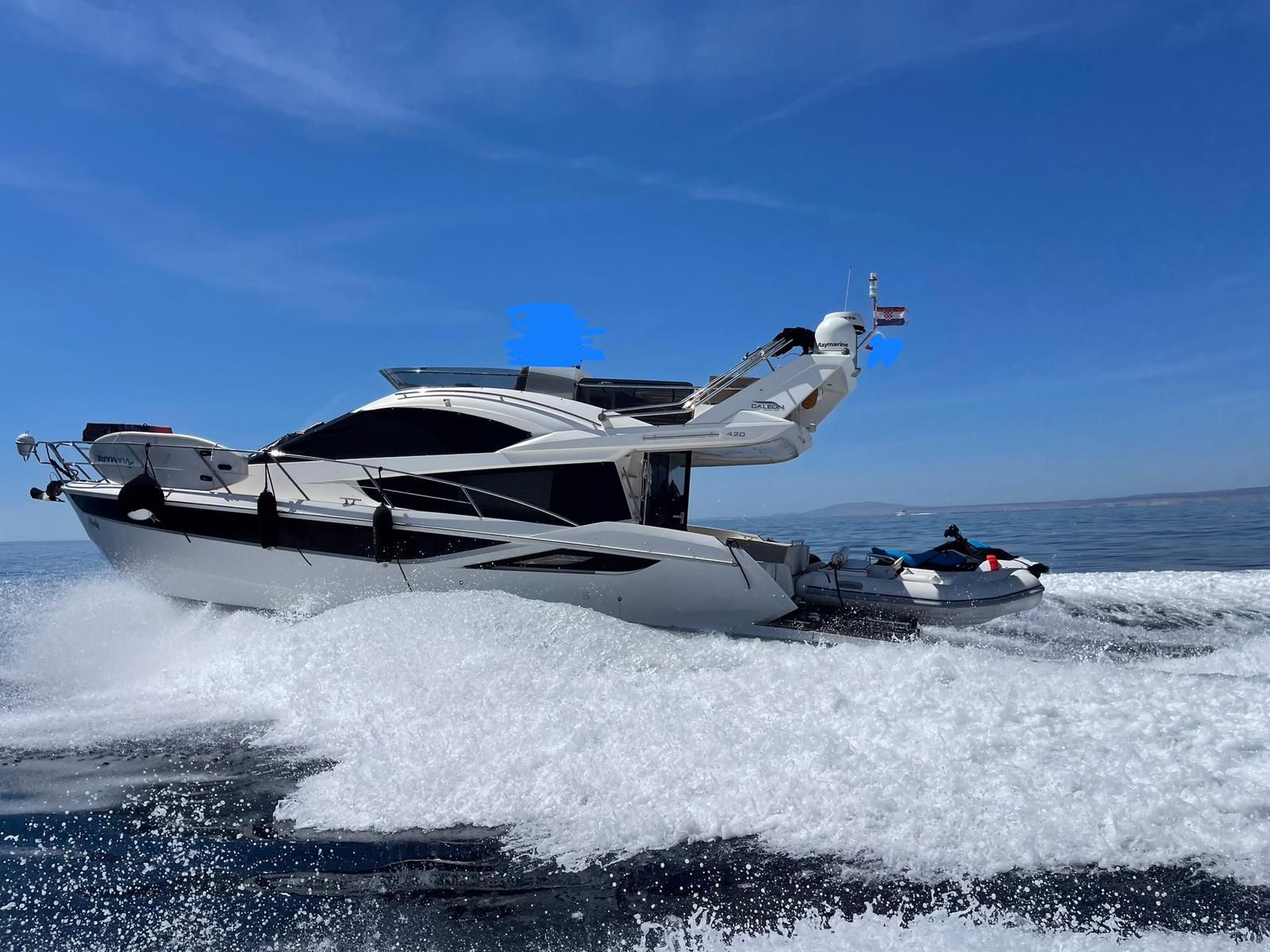 Galeon 420 Fly - 2013 - for sale: 340000.-EUR