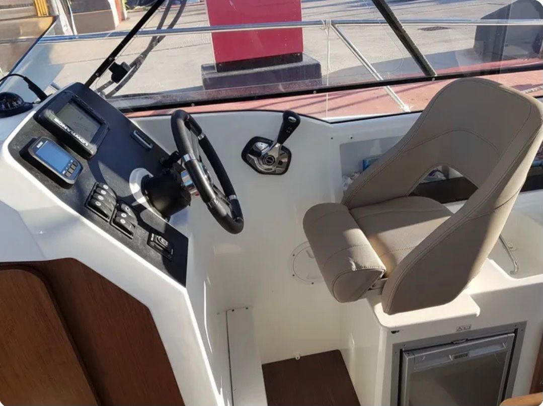 Beneteau ANTARES 8 OB - INCE ... - 2017 - for sale: 74900.-EUR