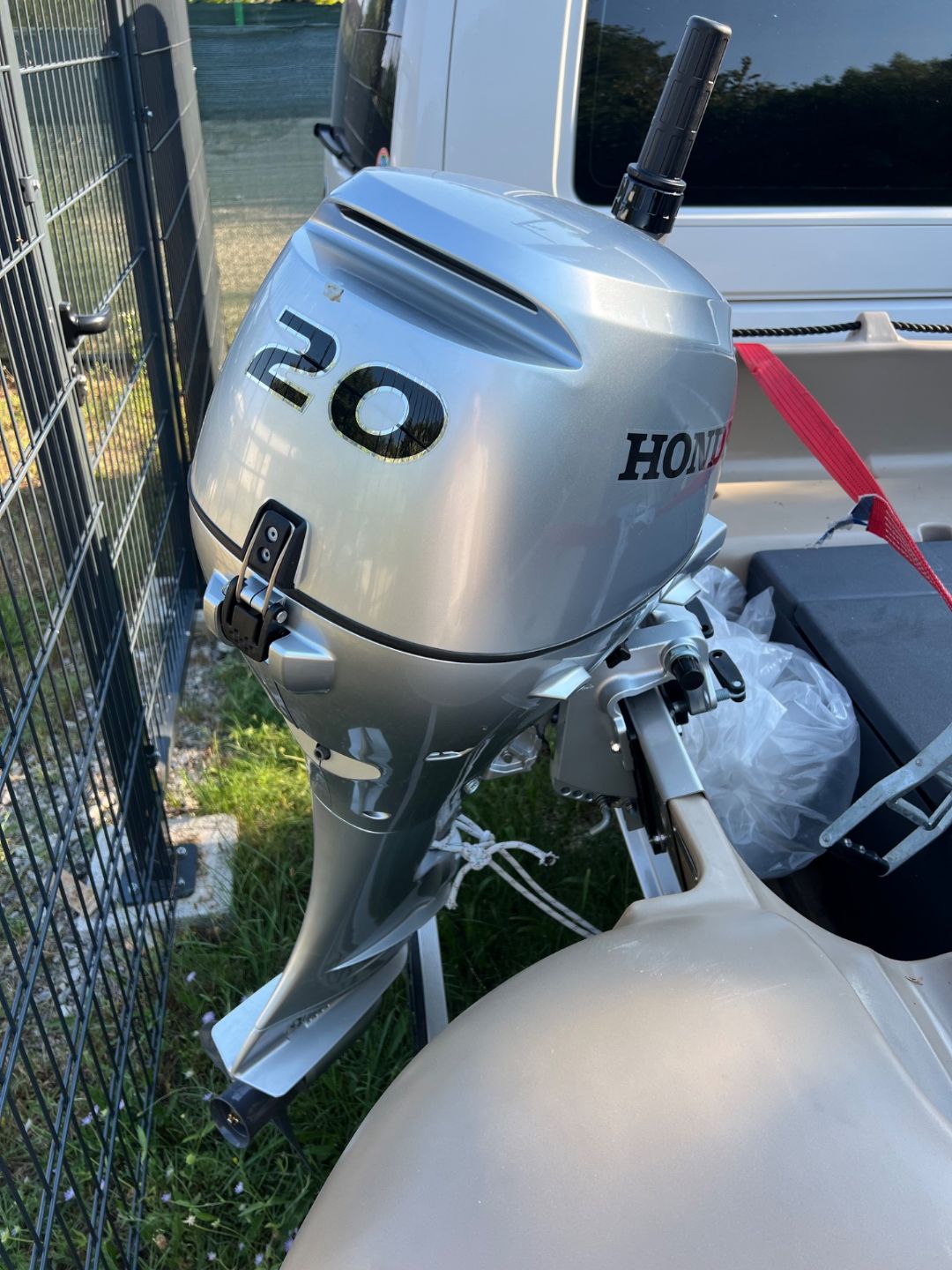 Whaly 370   Honda 20hp - 2026