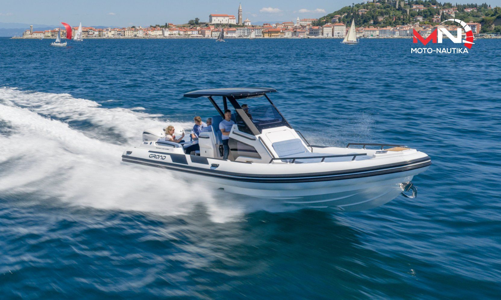 Grand Boats G980HGLF   2x YAMAHA F350 V6 - DOBAVLJIVO TAKOJ - 2026