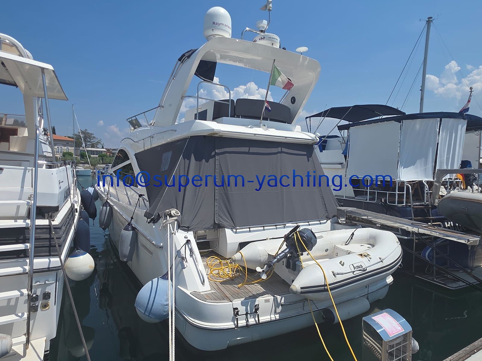 Sealine T50 - 2011