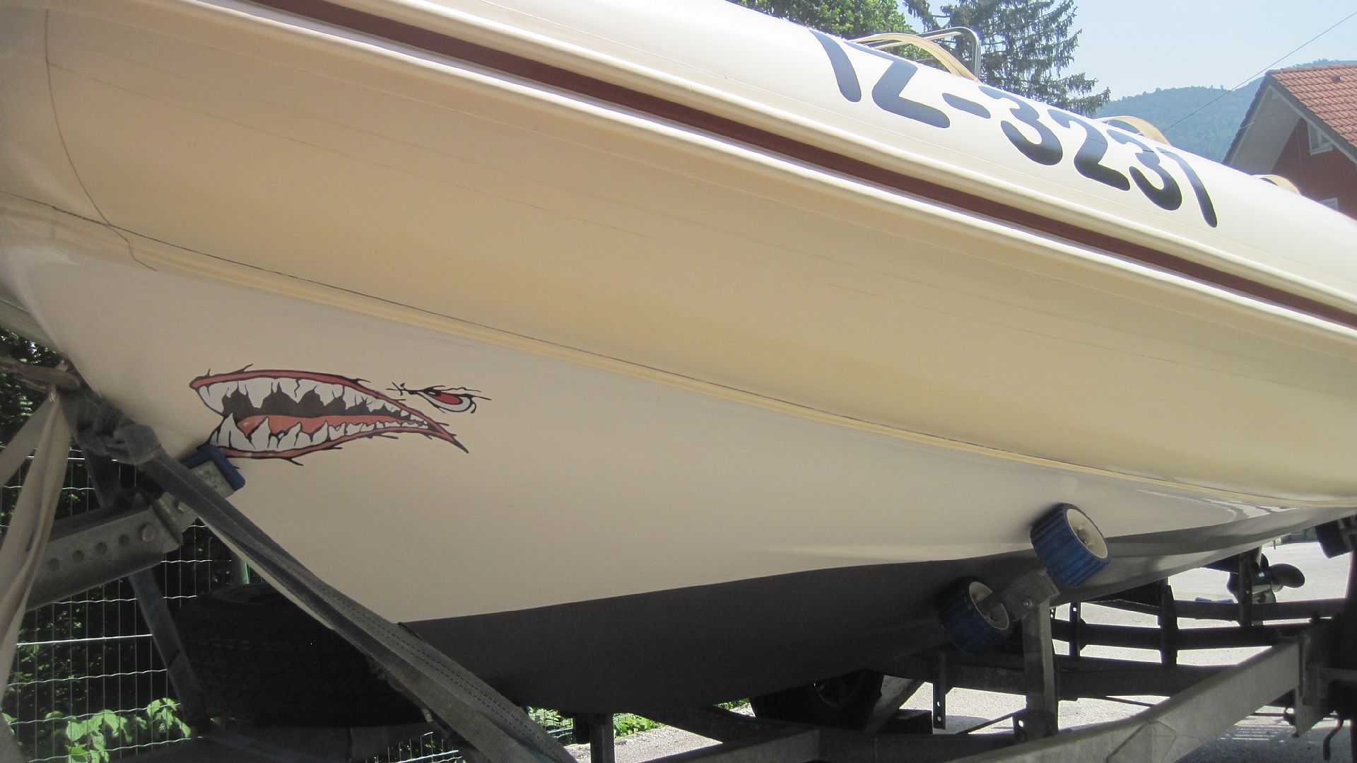 Colbac Shark 520 - 2015