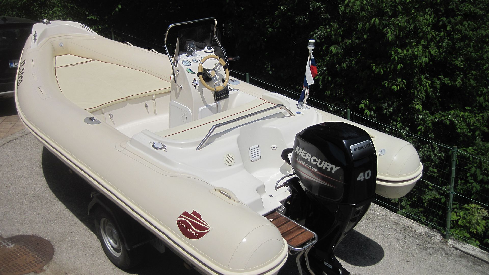 Colbac Shark 520 - 2015