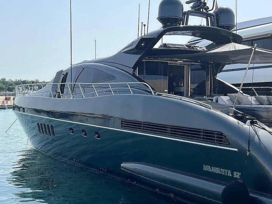 Mangusta Yachts 92 - 0 - for sale: 1550000.-EUR