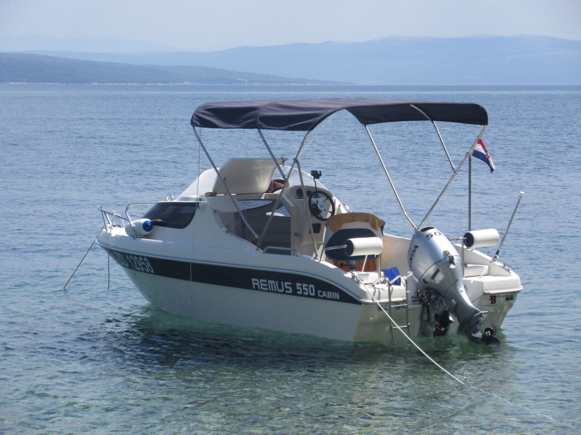 Remus Boats Remus 550 Cabin - 2018