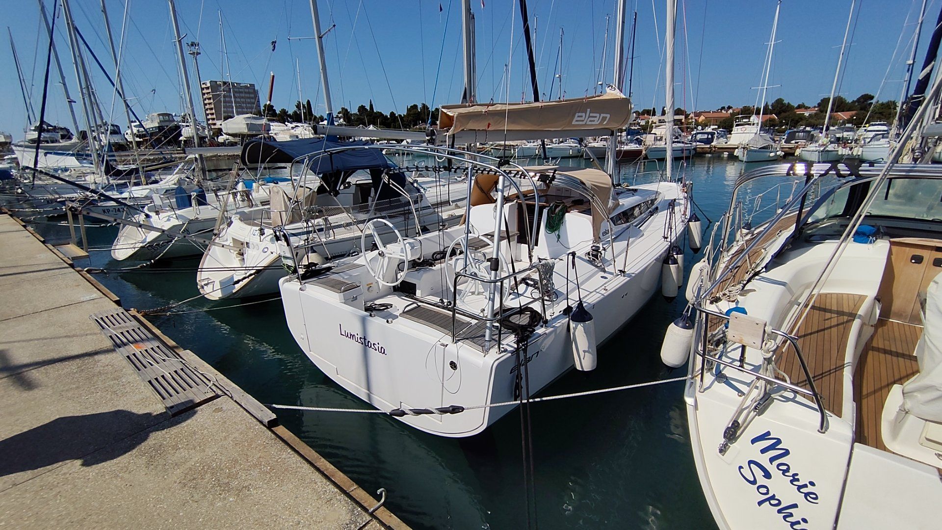 Elan E4 - Lastni�ka, kot ... - 2025 - for sale: 219000.-EUR