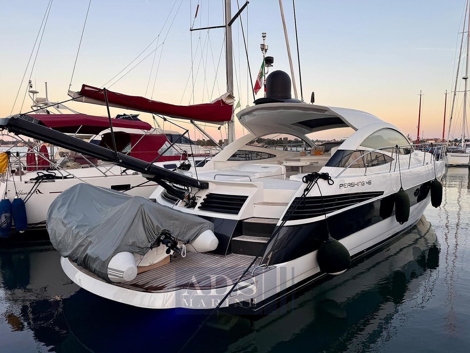 Pershing 46 - 2005 - for sale: 363000.-EUR