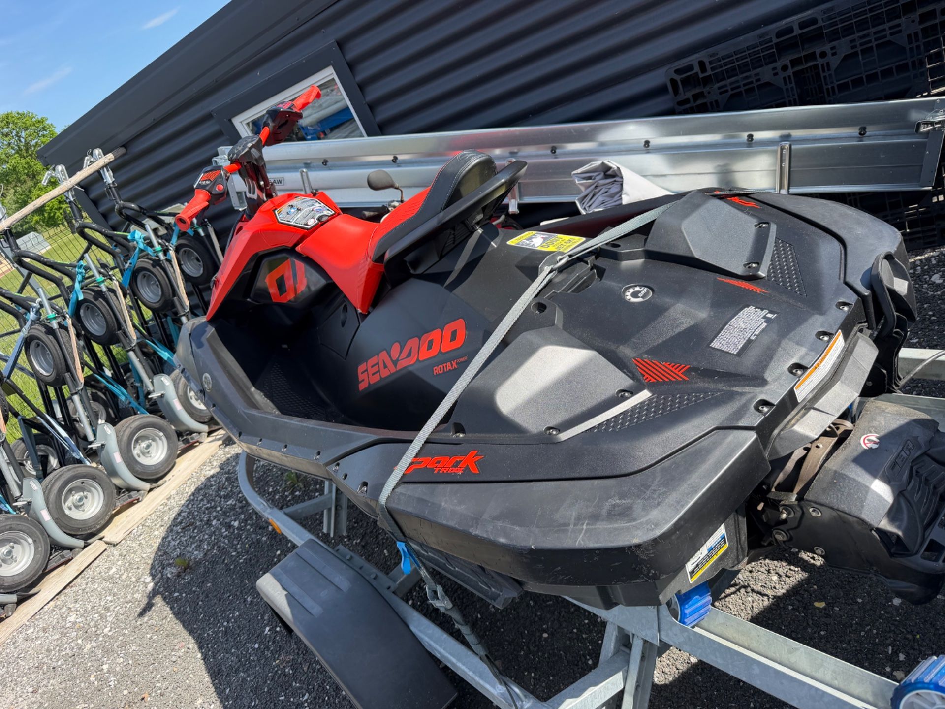 Sea-Doo TRIX-2UP-Z PRIKOLICO-FINANCIRANJE - 2022