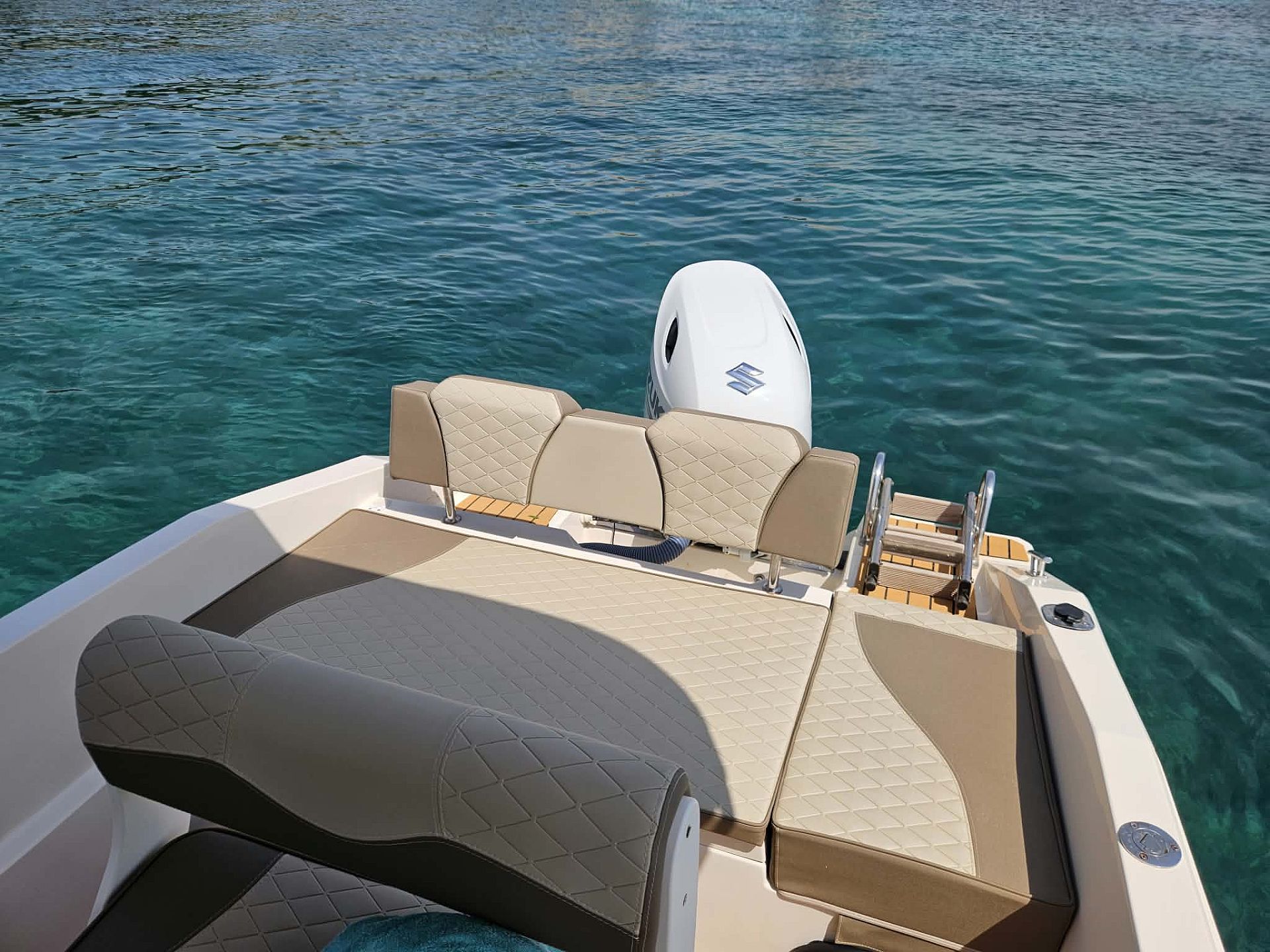 Trimarchi Amuni 600 - 2025