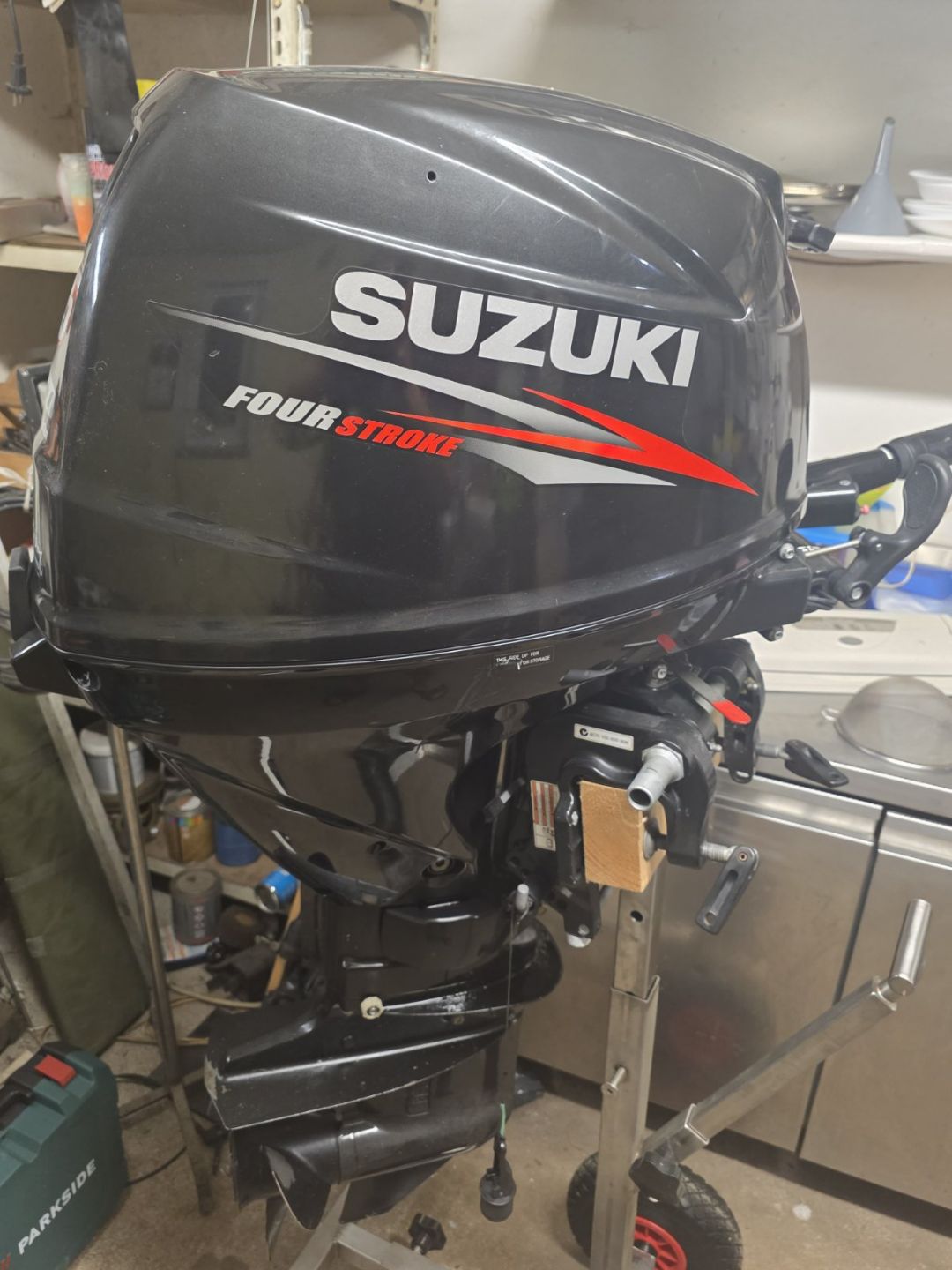 Suzumar+suzuki DF 25 A  - 2014