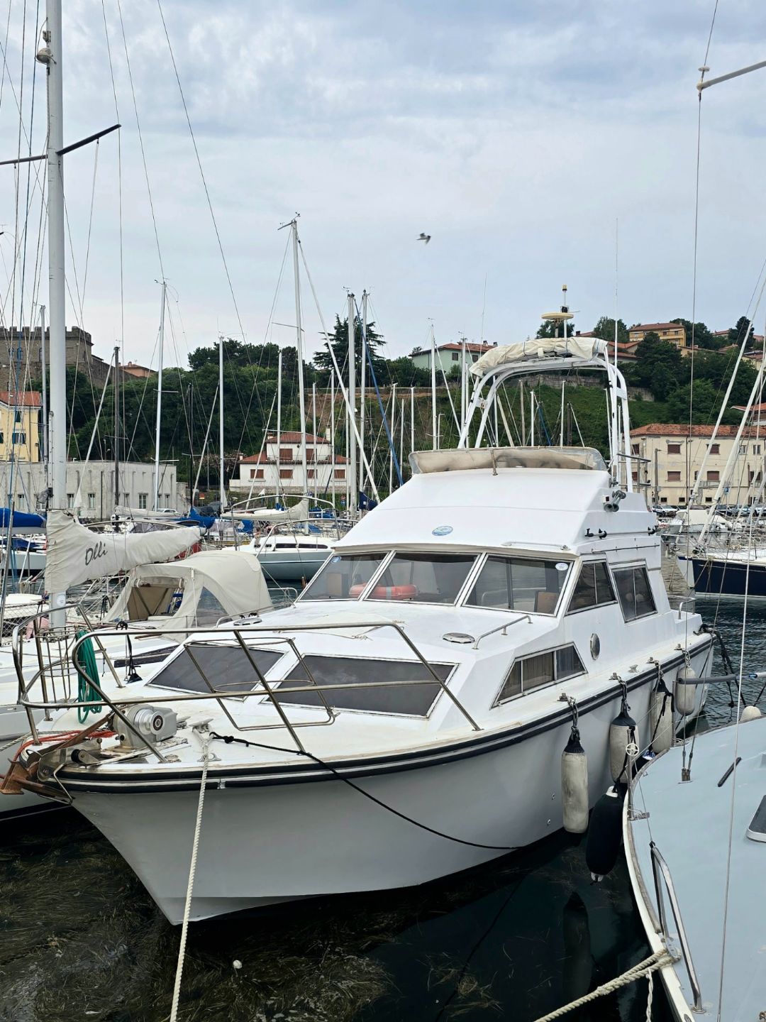 Fairline 32 Sedan Flybridge - 1983