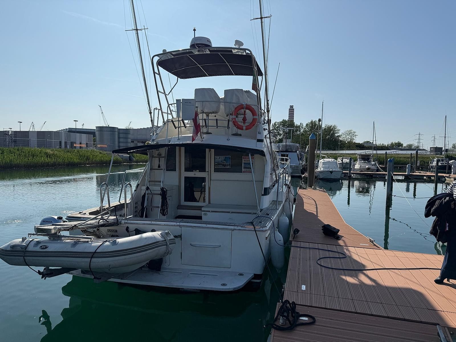 Bertram 37 Convertible - 1990 - for sale: 80000.-EUR
