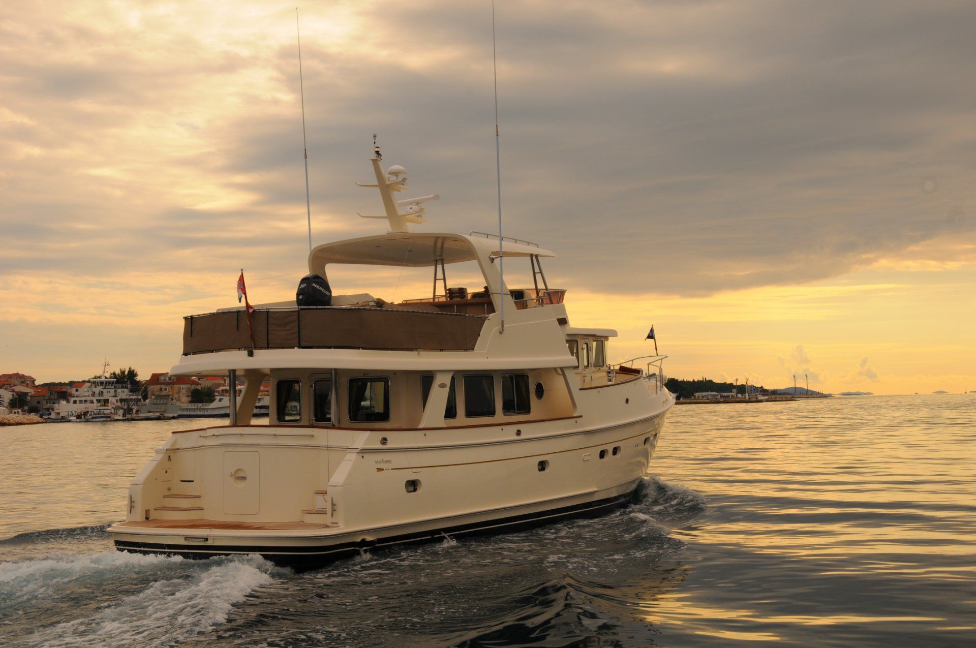 Selene Yachts 60 Classic Explorer - 2026 - for sale: 1744600.-EUR