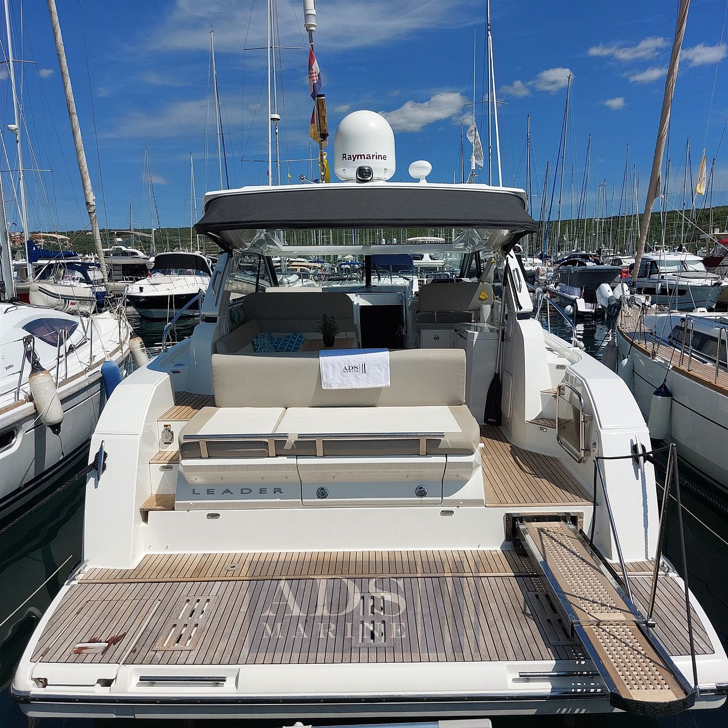 Jeanneau Leader 40 - 2014
