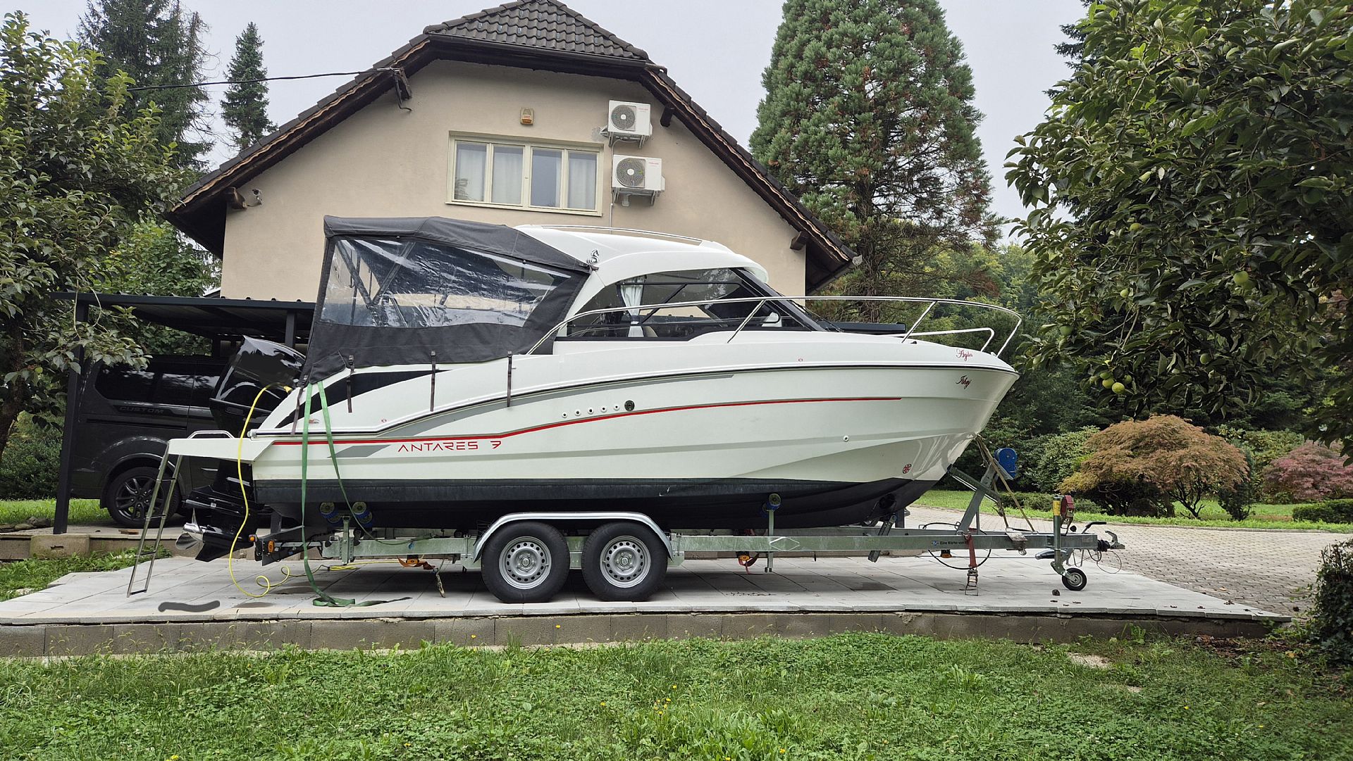 Beneteau Antares 7  OB - 2018