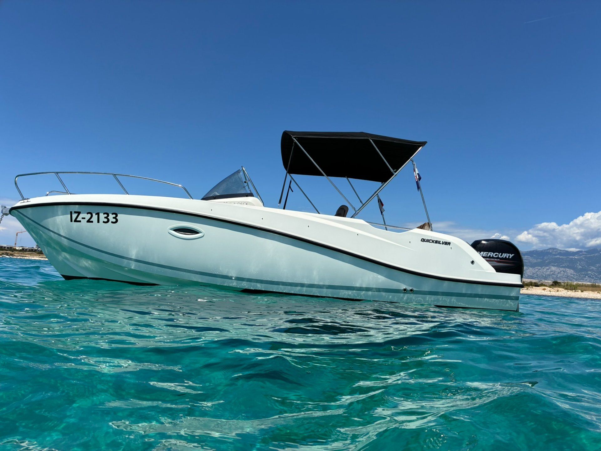 Quicksilver 675 ACTIV SUNDECK - 2017