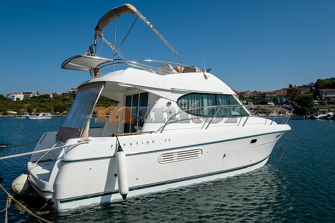 Jeanneau Prestige 32 - 2002 - for sale: 74980.-EUR
