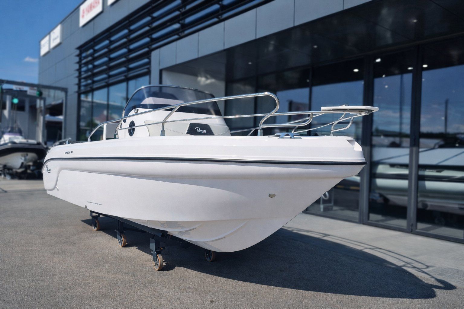 Ranieri International Shadow 22 - 2026