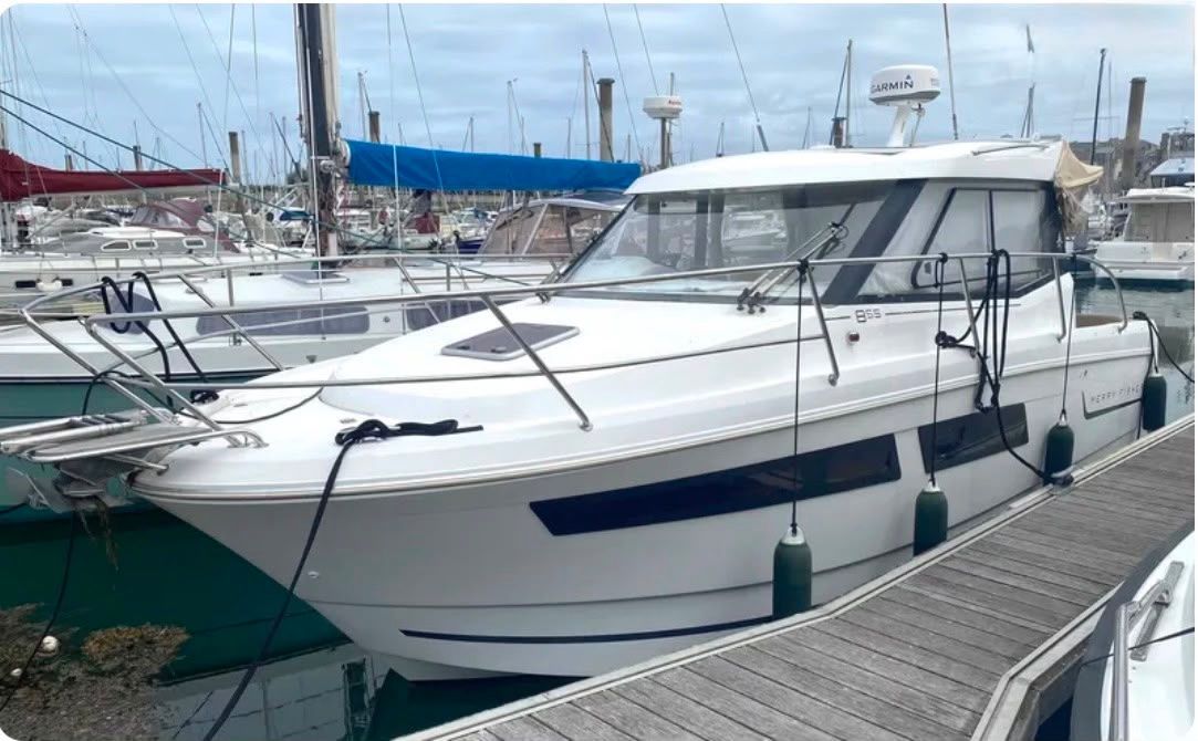 Jeanneau MERRY FISHER 855 HONDA - INCE NOVO - 2012