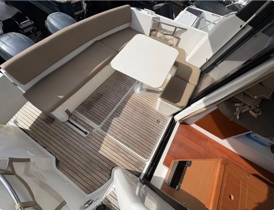 Jeanneau MERRY FISHER 855 CROISIERE - INCE NOVO - 2014