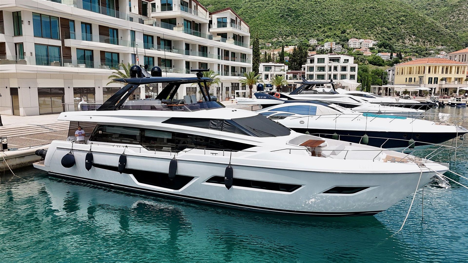 Ferretti 780 - 2024 - for sale: 4250000.-EUR