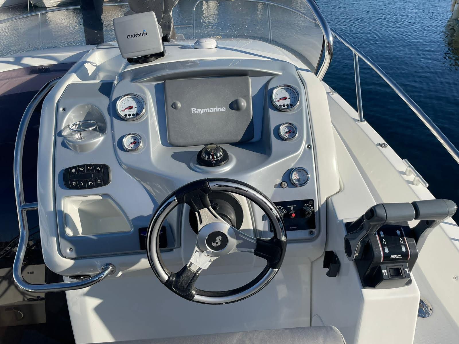 Beneteau Flyer 850 - 2011
