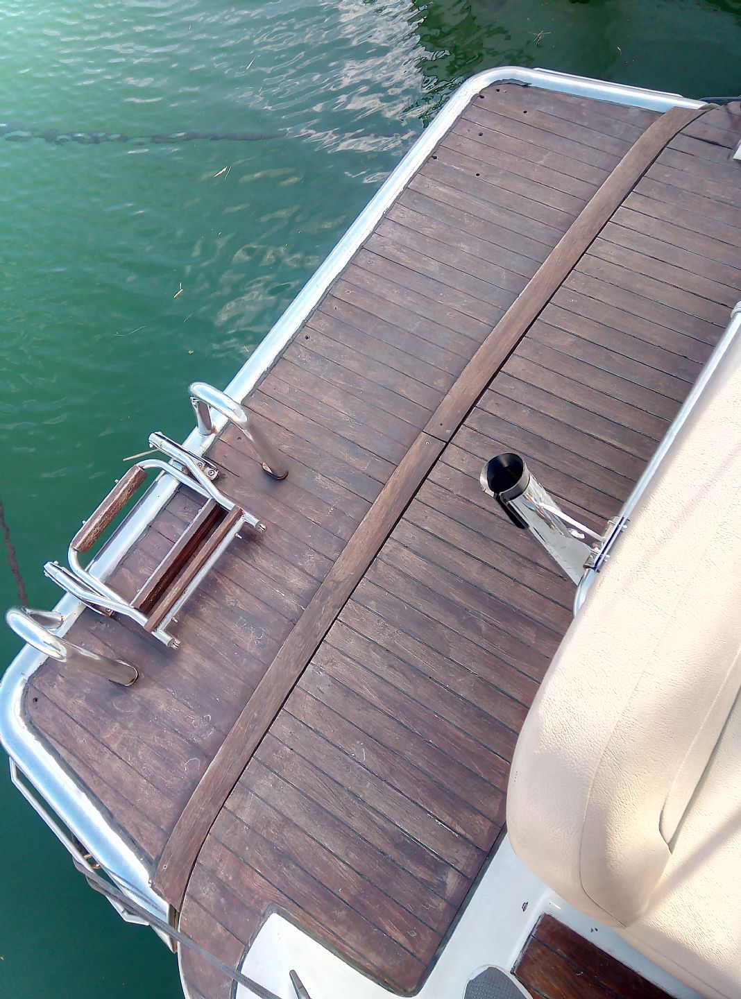 Rinker Fiestavee 266 - 1997 - for sale: 24000.-EUR