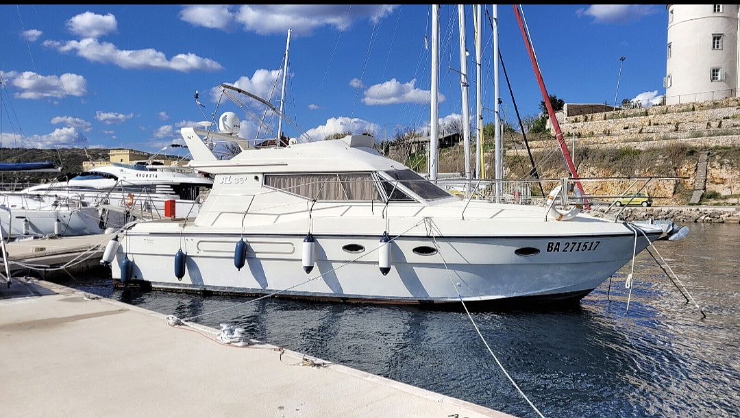 Azimut 35 fly - 1988 - for sale: 56000.-EUR